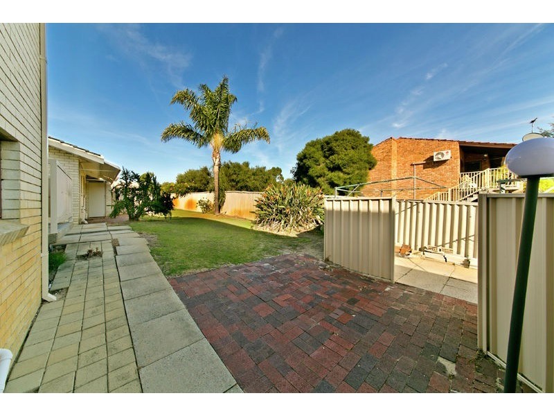 13/79 Clydesdale Street, Como WA 6152