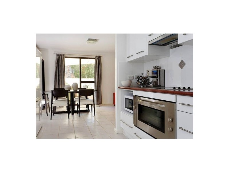 6/41 Robert St, Como WA 6152