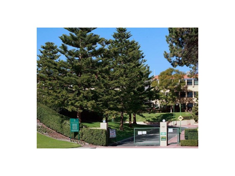 16 Bickley Crs, Manning WA 6152