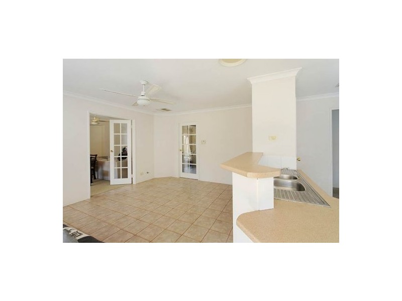 1-44 Bradshaw Crs, Manning WA 6152