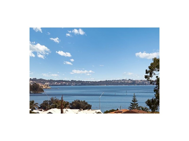 3 Lockhart St, Como WA 6152