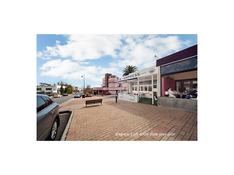3 Lockhart St, Como WA 6152