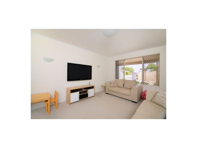 68B Cloister Ave, Manning WA 6152