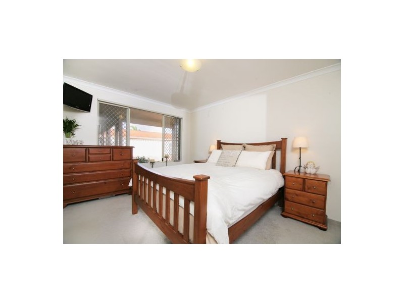 68B Cloister Ave, Manning WA 6152