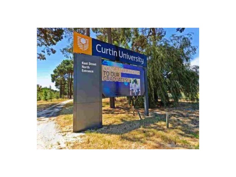 68B Cloister Ave, Manning WA 6152