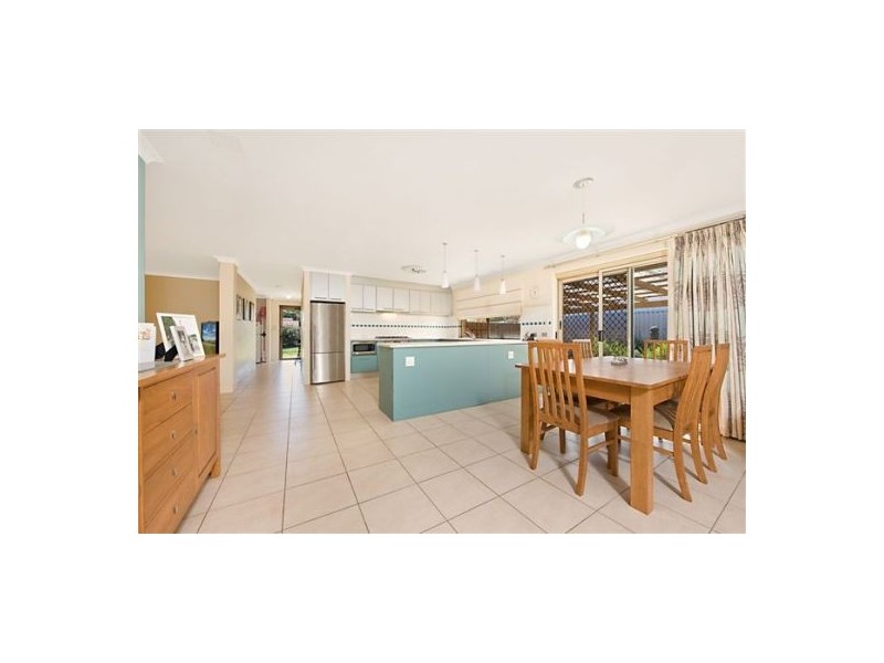 18 Hartfield Way, Westminster WA 6061