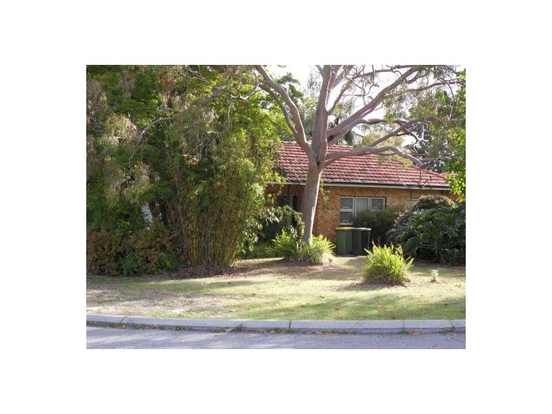 5 York Avenue, Bentley WA 6102
