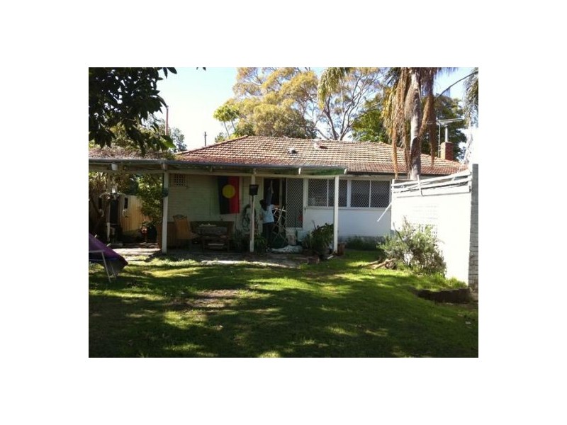 5 York Avenue, Bentley WA 6102