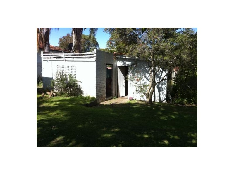 5 York Avenue, Bentley WA 6102