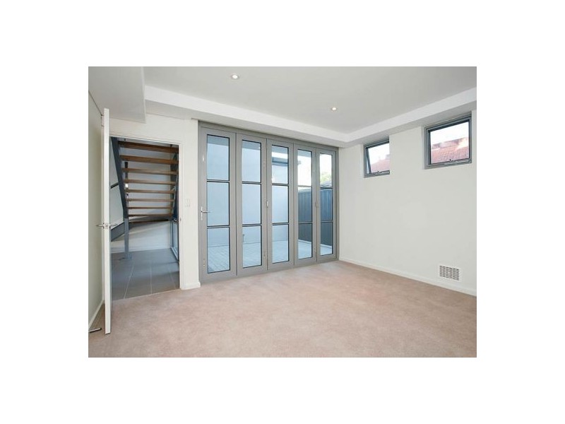 4/111 Summers Street, Perth WA 6000