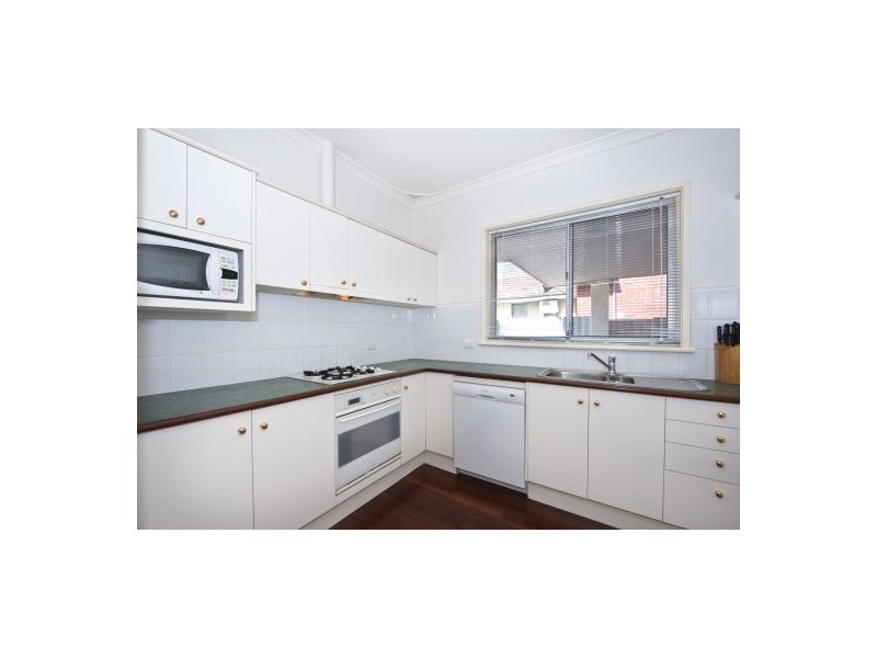 12 Davilak Crescent, Manning WA 6152