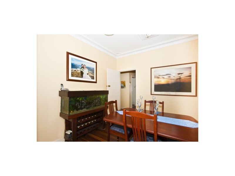 12 Davilak Crescent, Manning WA 6152