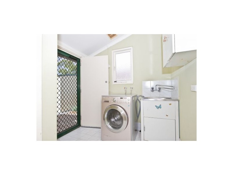 12 Davilak Crescent, Manning WA 6152