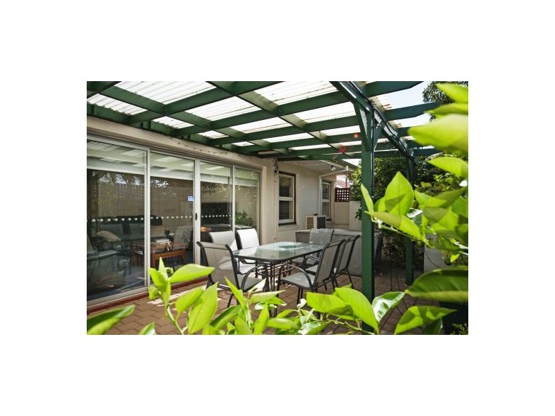 12 Davilak Crescent, Manning WA 6152