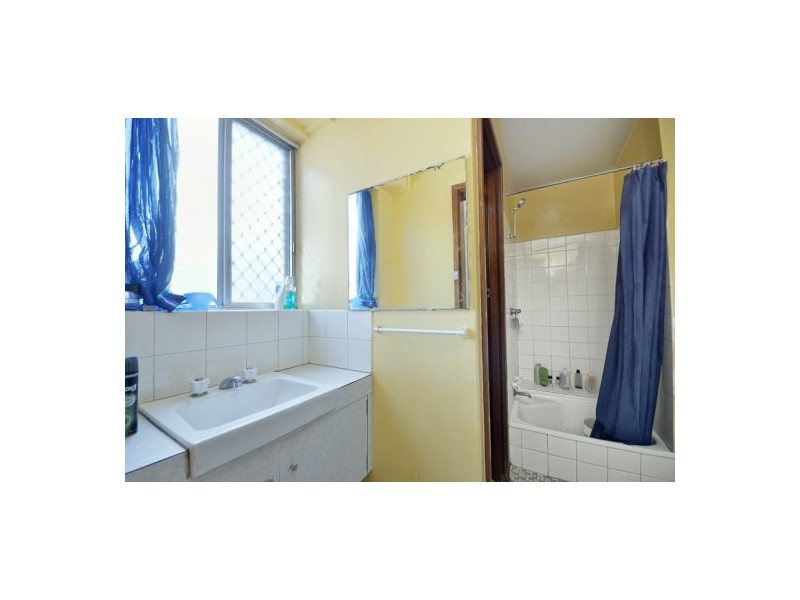 5/5 Welshpool Road, St James WA 6102