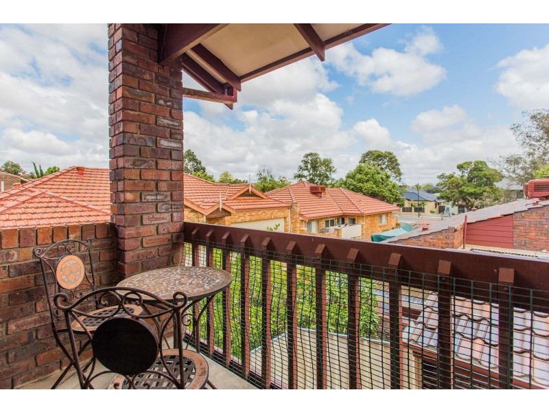 4/34 Henley St, Como WA 6152