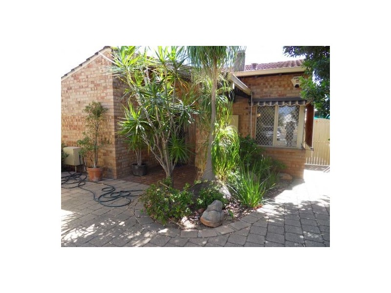 1/61 Park Street, Como WA 6152