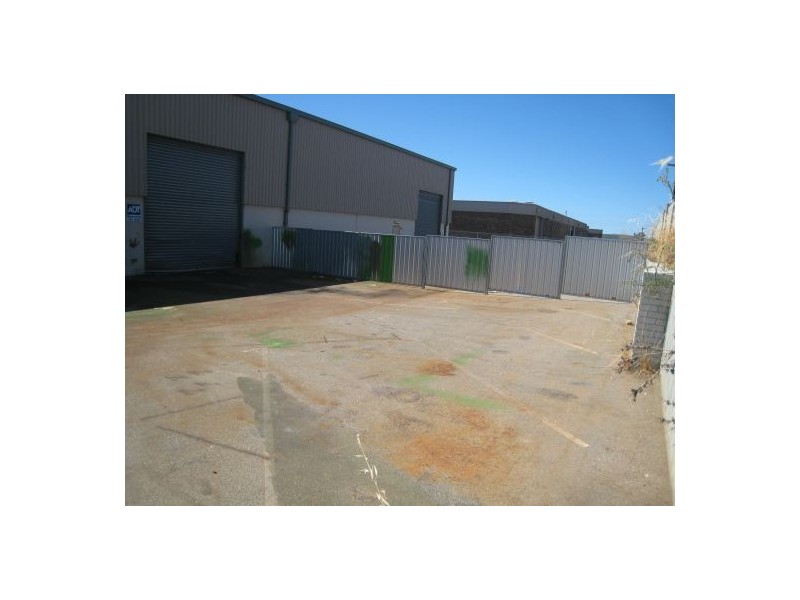 4/51 Division Street, Welshpool WA 6106