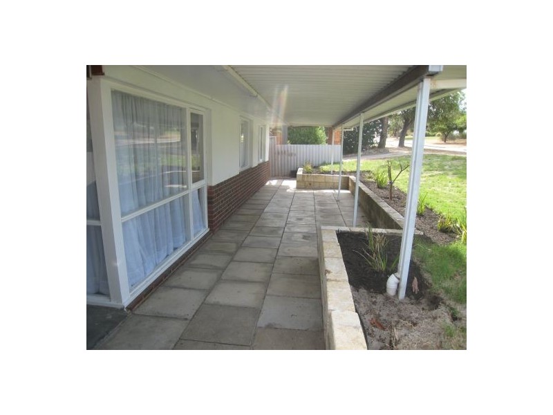 35 Clovelly Crescent, Lynwood WA 6147