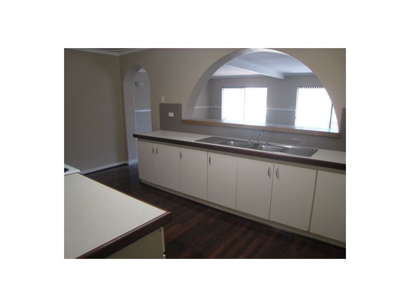 35 Clovelly Crescent, Lynwood WA 6147