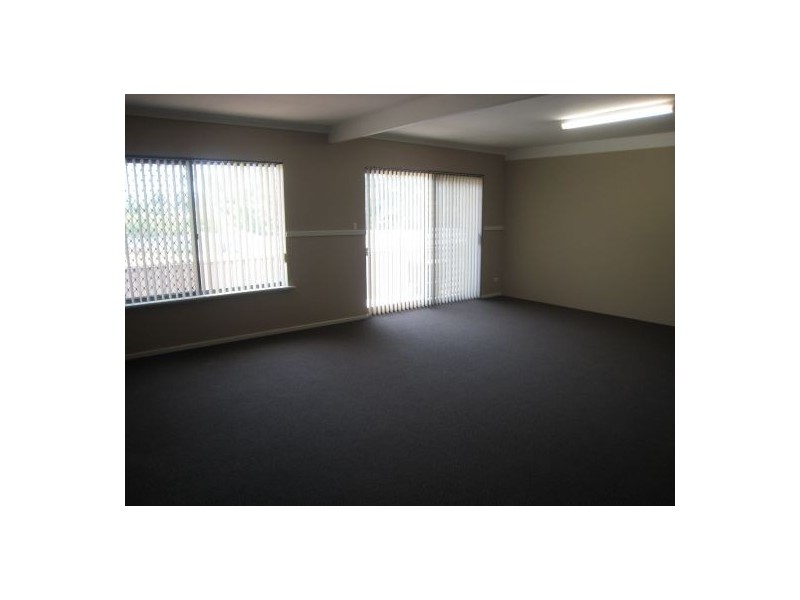 35 Clovelly Crescent, Lynwood WA 6147