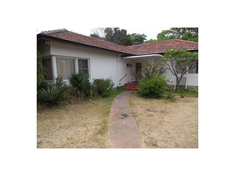 5 Monash Avenue, Como WA 6152