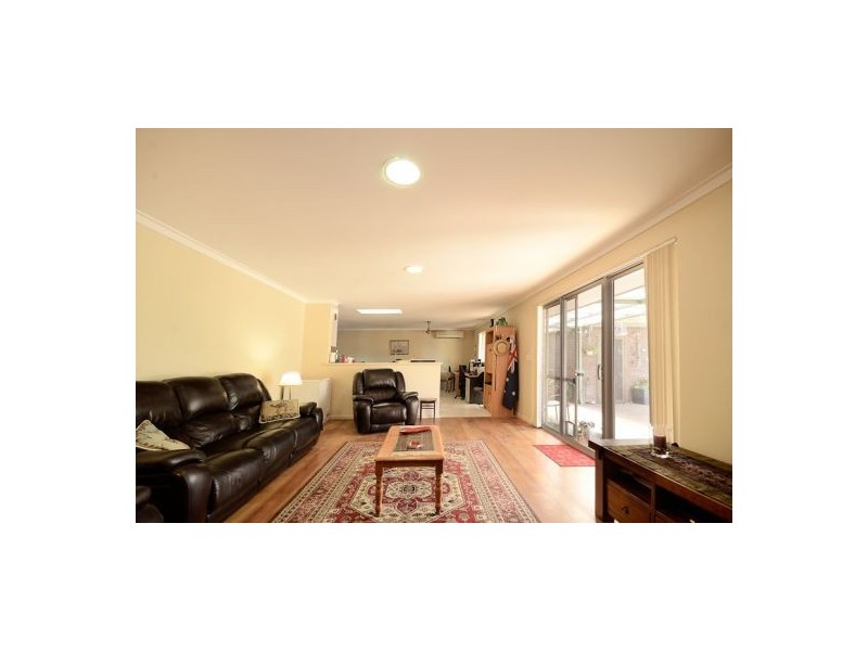 4 Turret Road, Willetton WA 6155