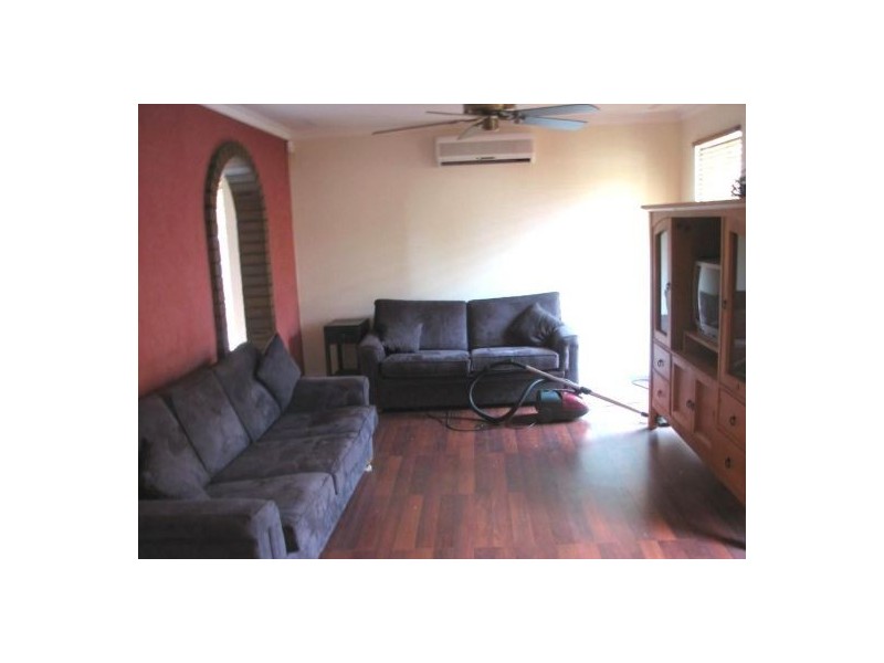 28 Vistula Terrace, Kelmscott WA 6111