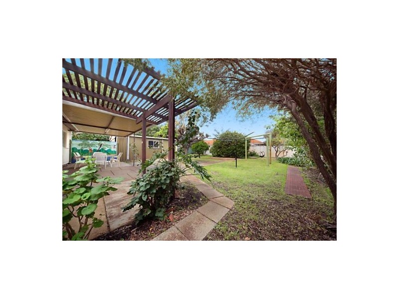 85 Manning Road, Manning WA 6152