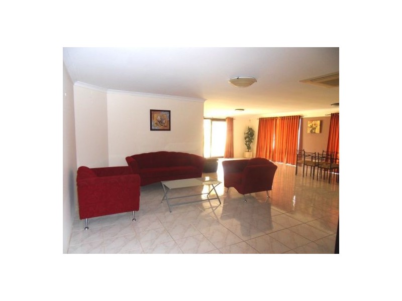 4 Kwel Court, Karawara WA 6152