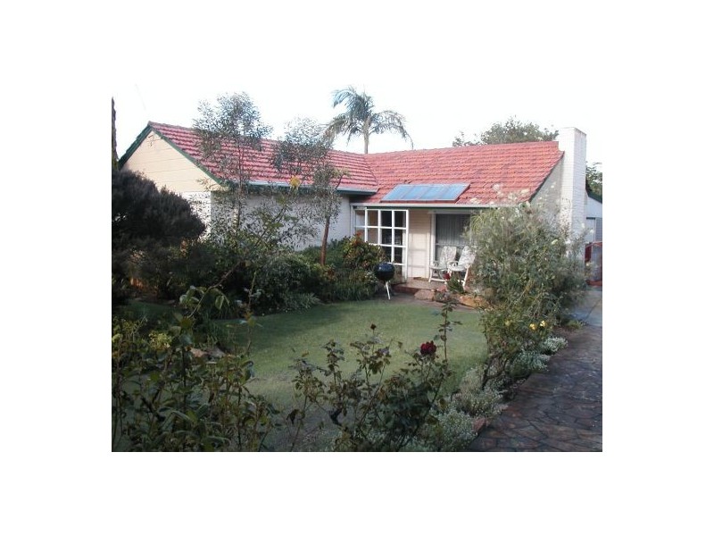 35 Godwin Ave, Manning WA 6152