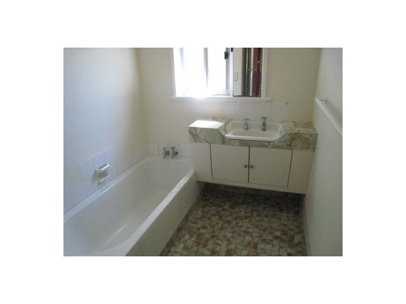 35 Godwin Ave, Manning WA 6152