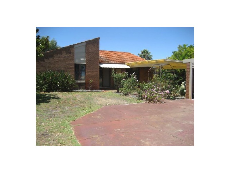 6 Yallambee Place, Karawara WA 6152