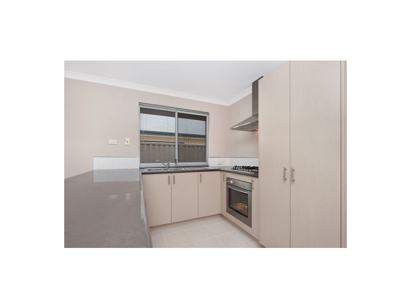 11A Baystone Parade, Harrisdale WA 6112