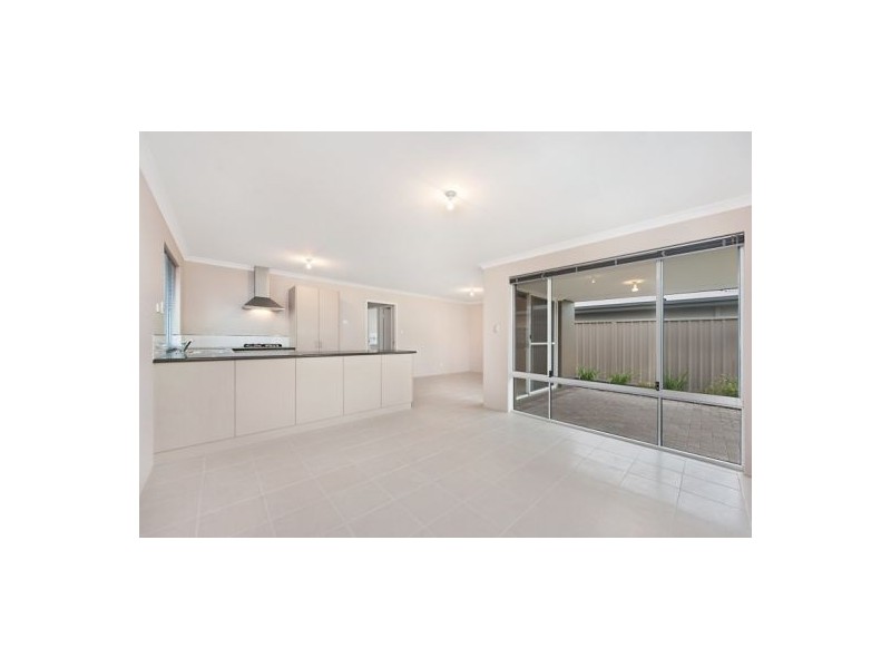 11A Baystone Parade, Harrisdale WA 6112