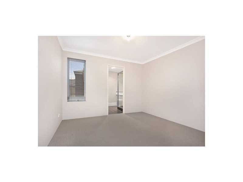 11A Baystone Parade, Harrisdale WA 6112