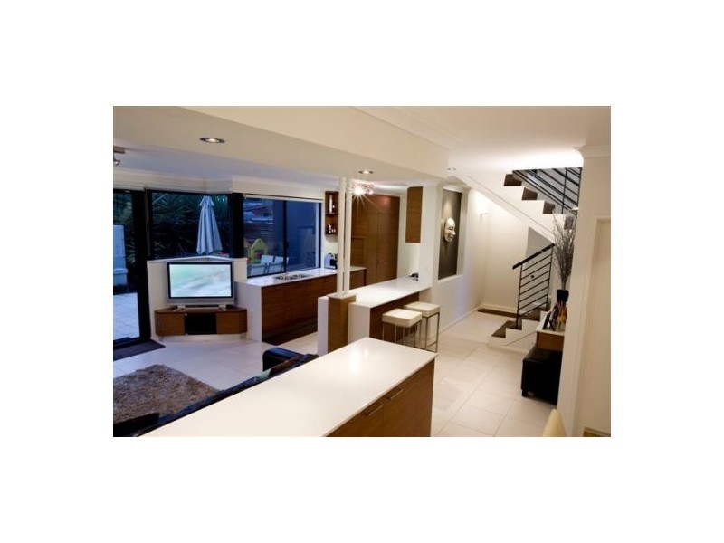 3/217 Coode Street, Como WA 6152