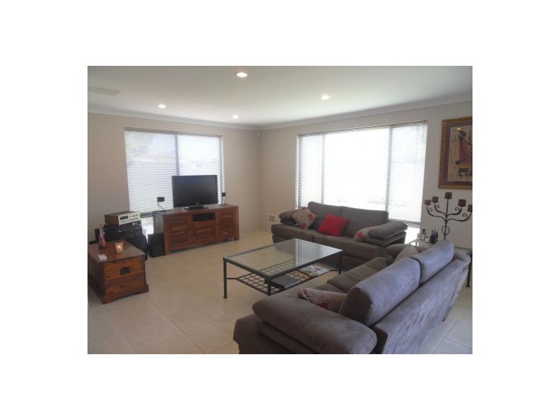 228B  Daly Street, Belmont WA 6104