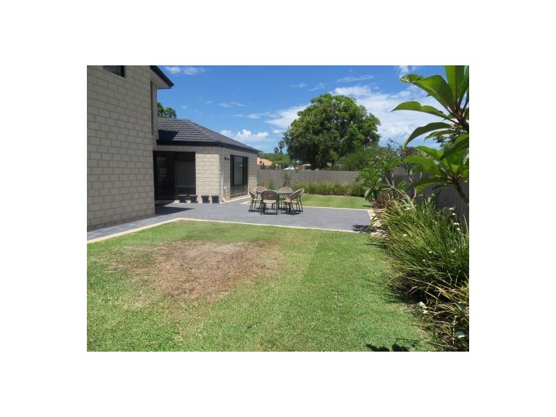 228B  Daly Street, Belmont WA 6104