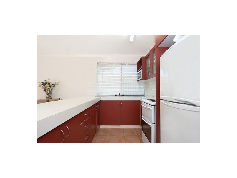 4/10 Axford Street, Como WA 6152