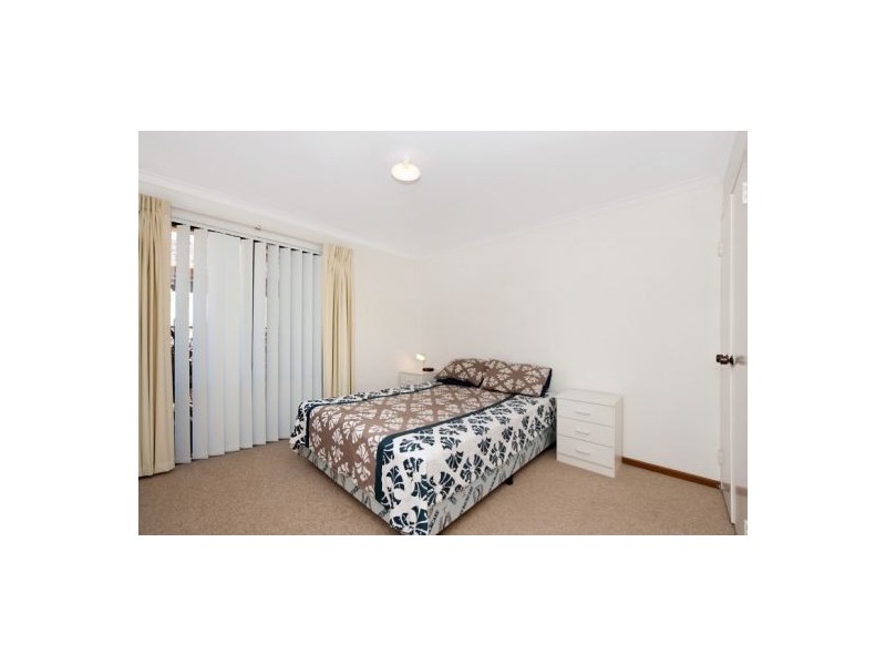 4/10 Axford Street, Como WA 6152