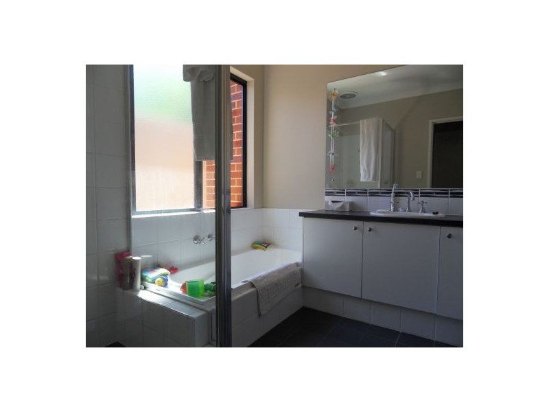 154A Thelma, Como WA 6152