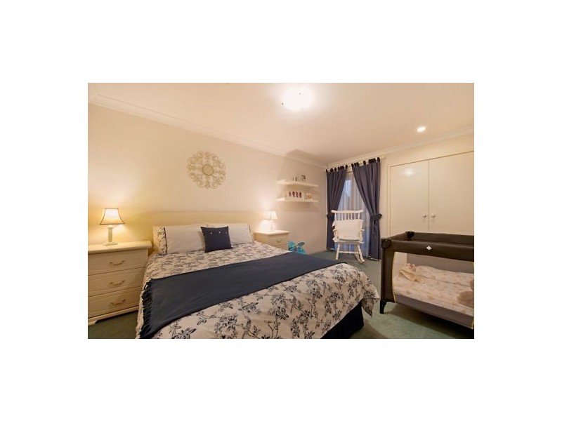 15 Smith Crescent, High Wycombe WA 6057