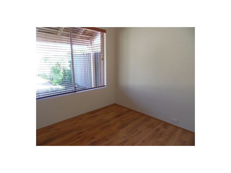 1 Axford Street, Como WA 6152