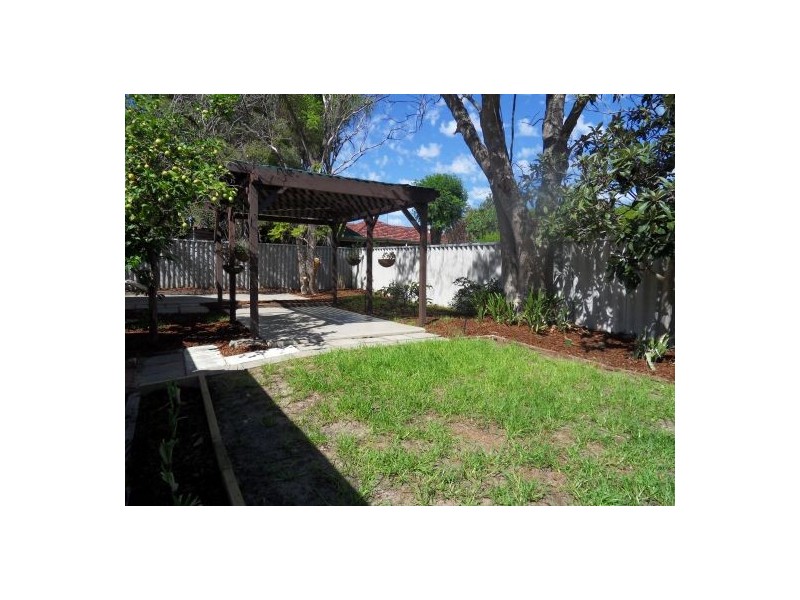 1 Axford Street, Como WA 6152