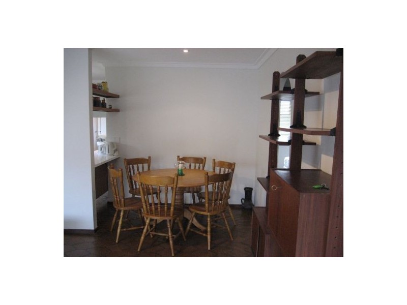 1/11 Talbot Avenue, Como WA 6152