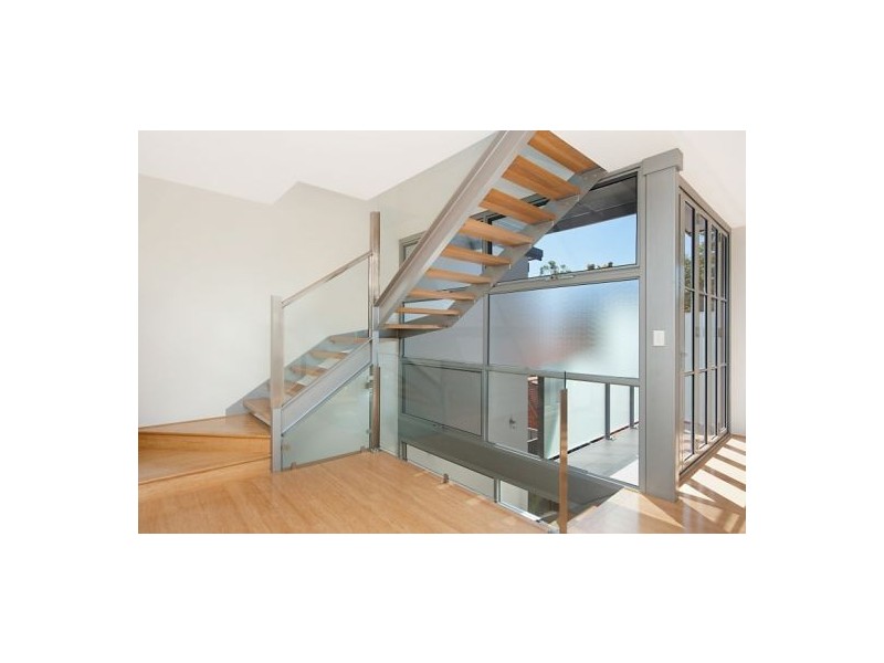 4/111 Summers Street, Perth WA 6000