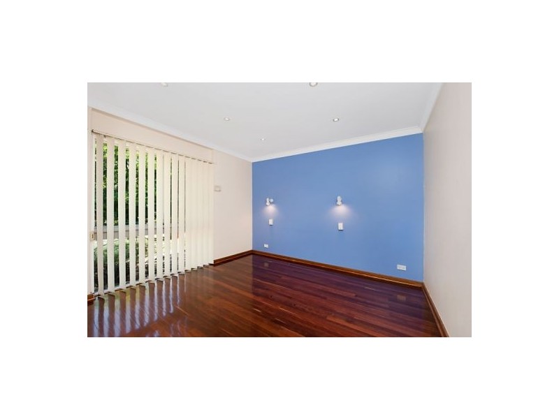 11 Renville Way, Lynwood WA 6147