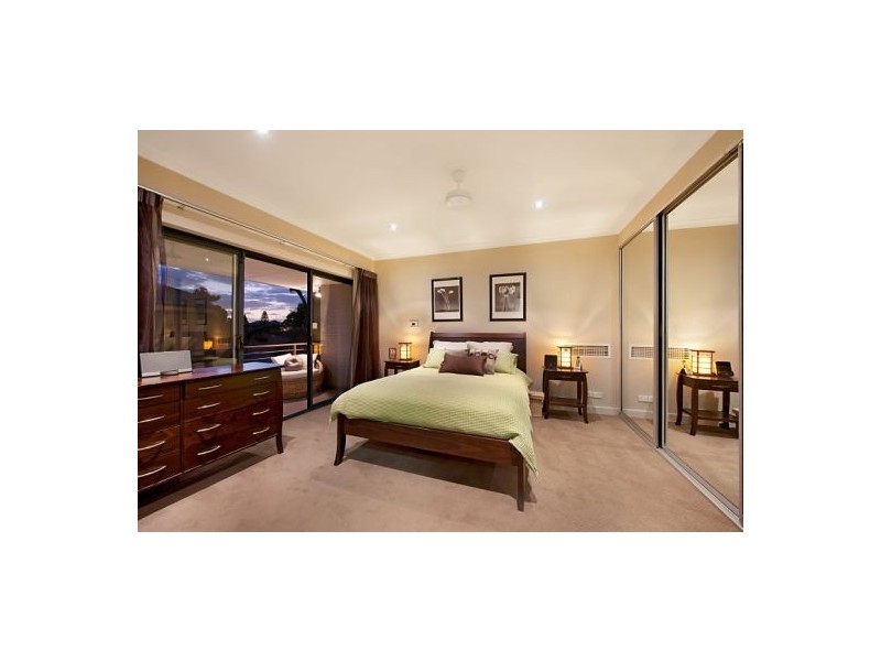19 Edgecumbe Street, Como WA 6152