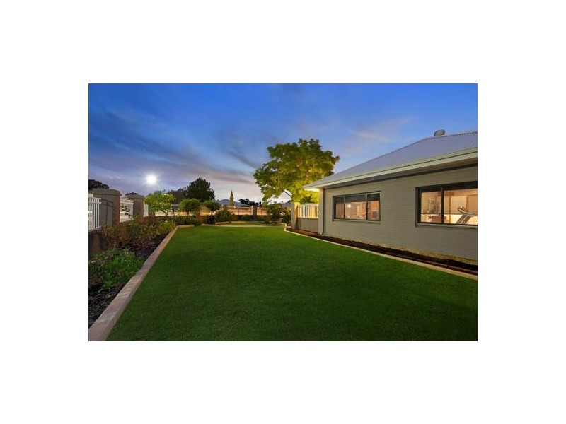 19 Edgecumbe Street, Como WA 6152